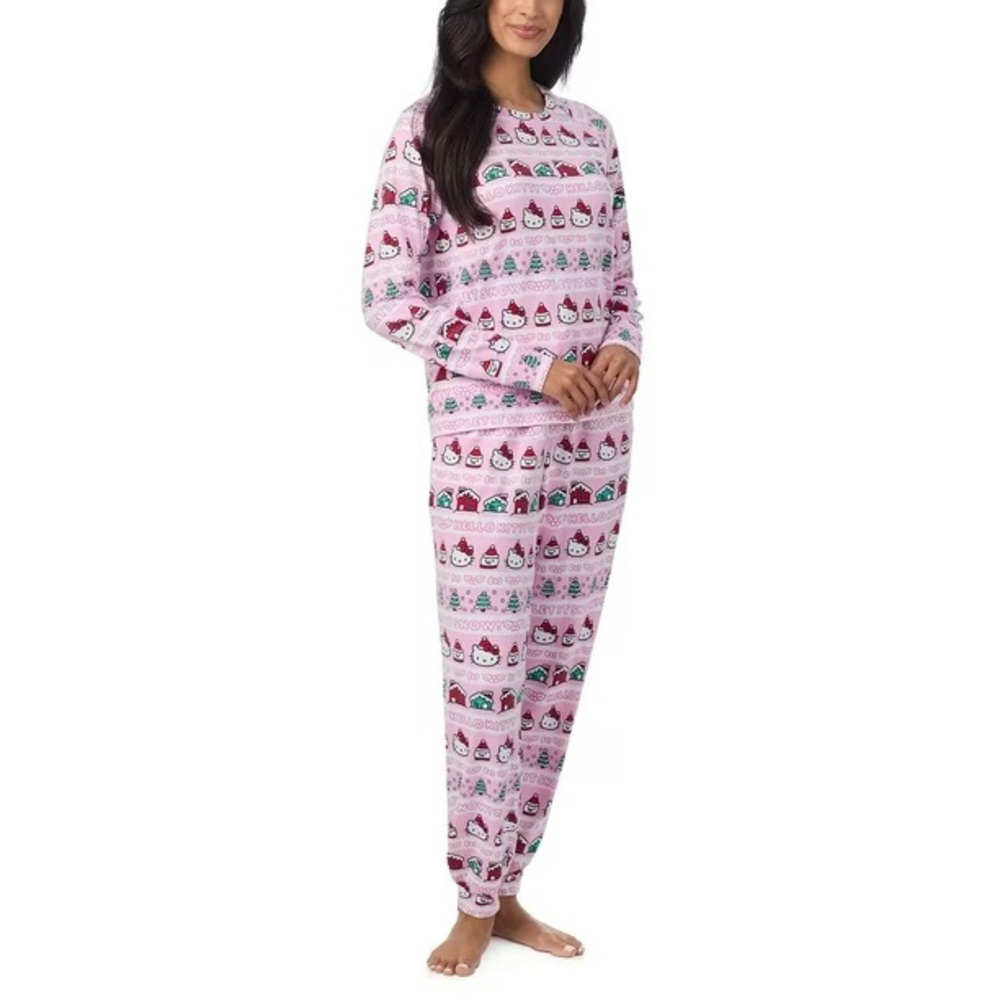 NWT Hello Kitty Women's 2-Piece Pullover and Jogger Pajama Set